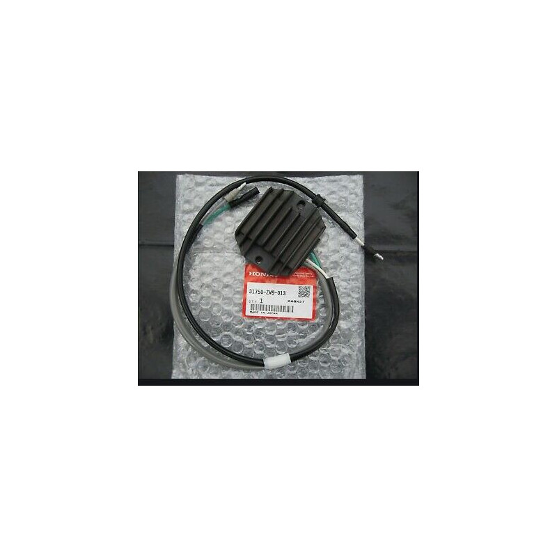 31750-ZW9-000 / 31750-ZW9-013 Redresseur / Régulateur Honda BF8 et BF9.9